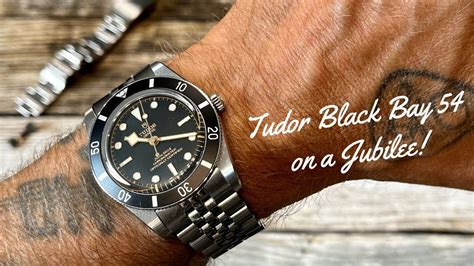 Fitting a Jubilee bracelet Tudor Black Bay 54 .